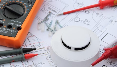 5 Smart Tips to Help You Choose The Best Emergency Electrician For Your Home