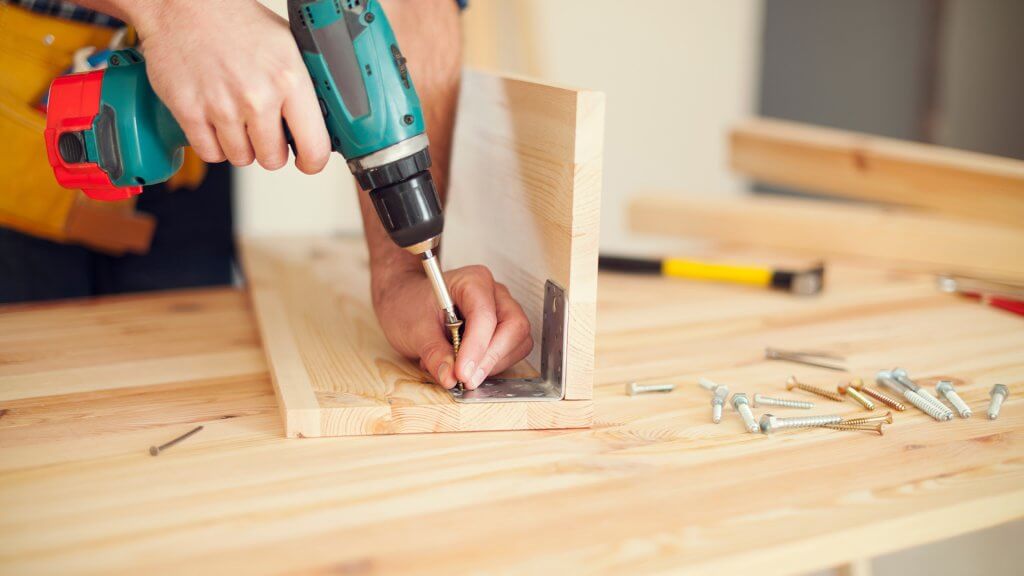 How to Build a Beautiful Desk from Scratch - Build Magazine