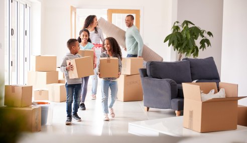 Moving Into a New House? Here Are the Things to Plan Ahead
