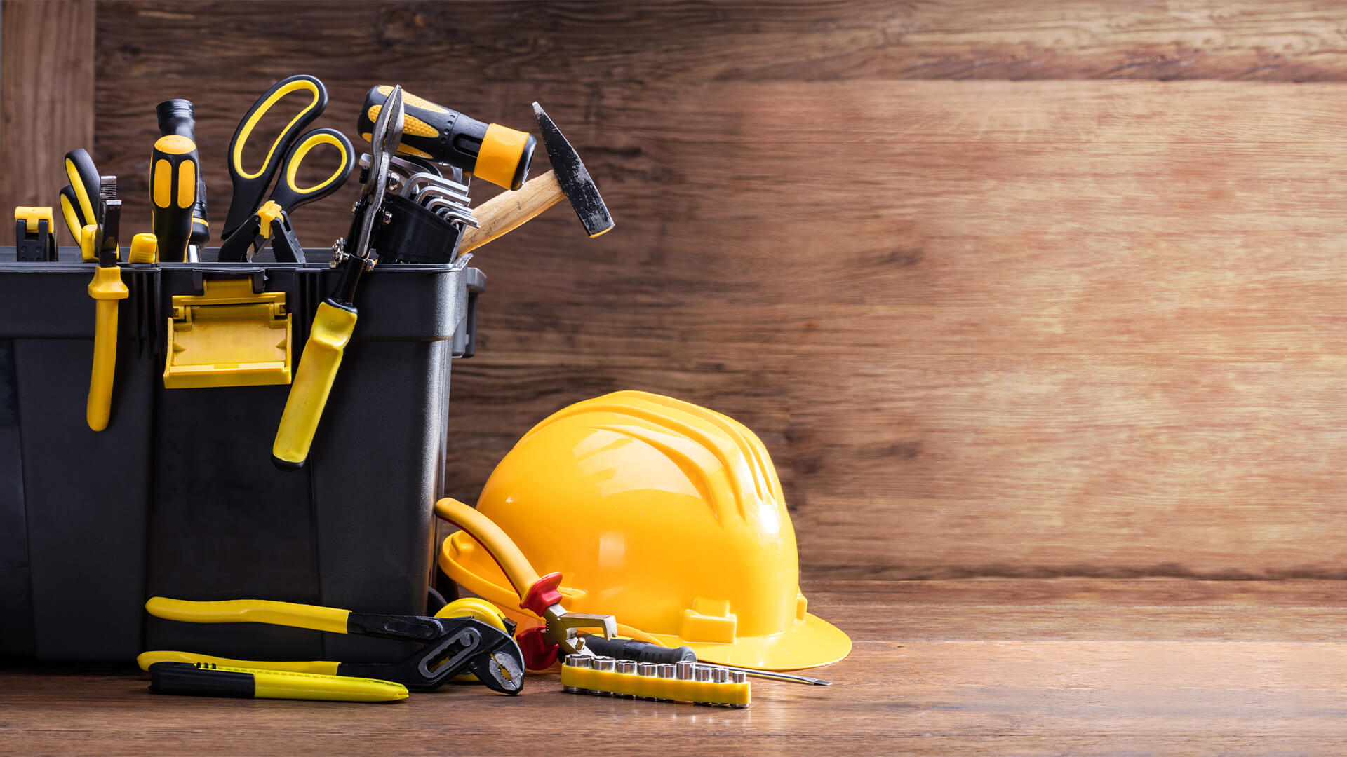 3 Basic and Advanced Tools and Equipment Used by Construction