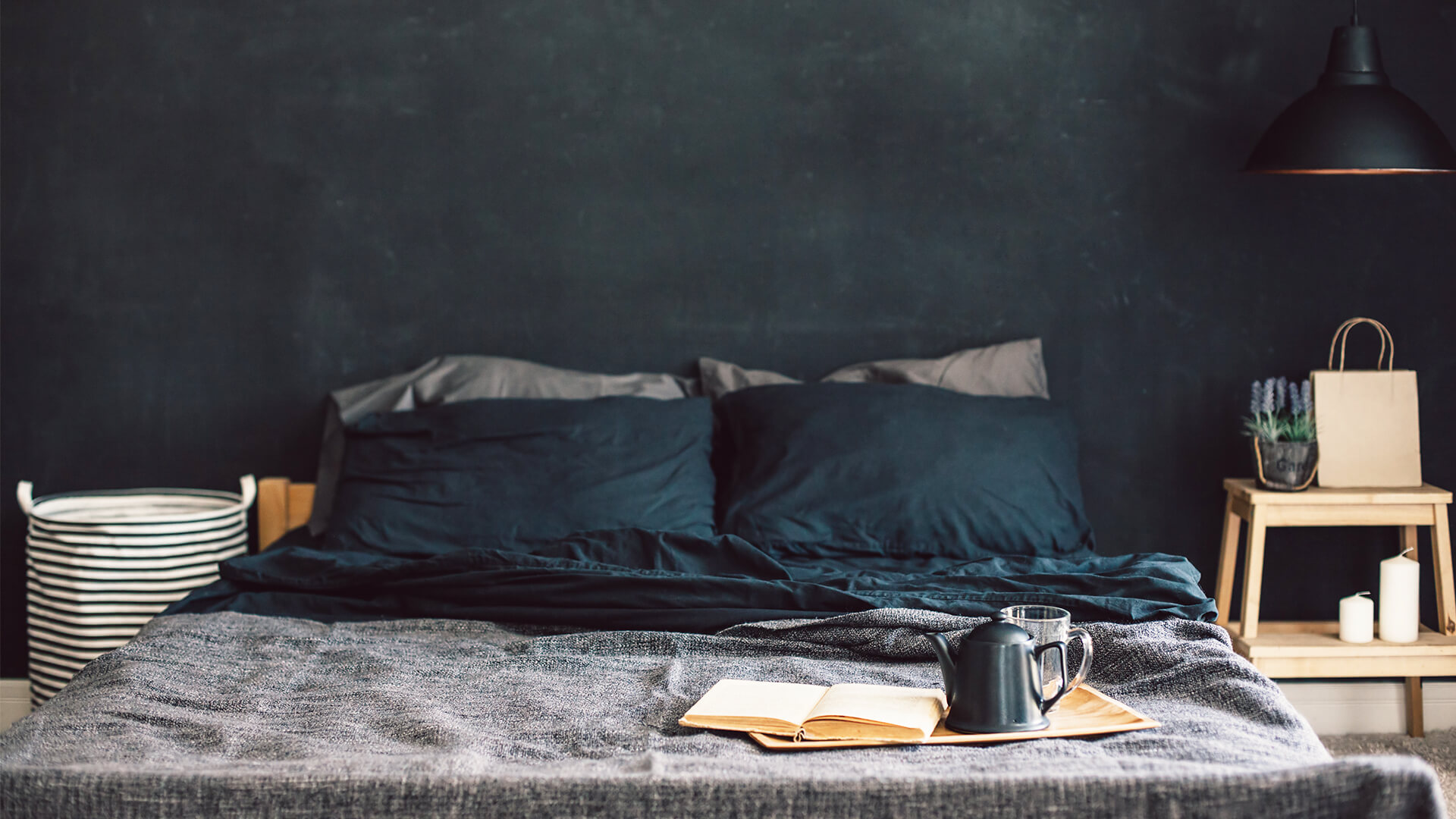 Blog post of matching category to this post's featured image