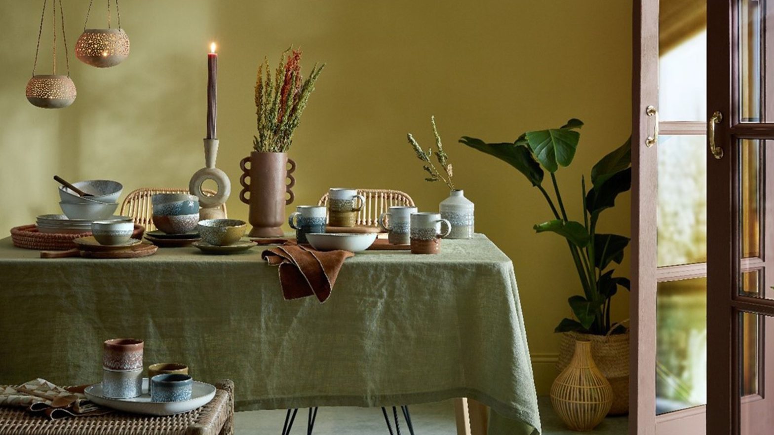 Blog post of matching category to this post's featured image