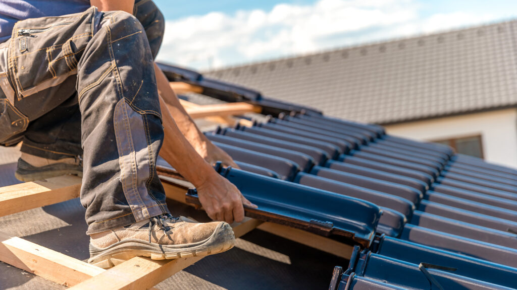 Roofing Sector 2025 Year-in-Review - BUILD web article feature image