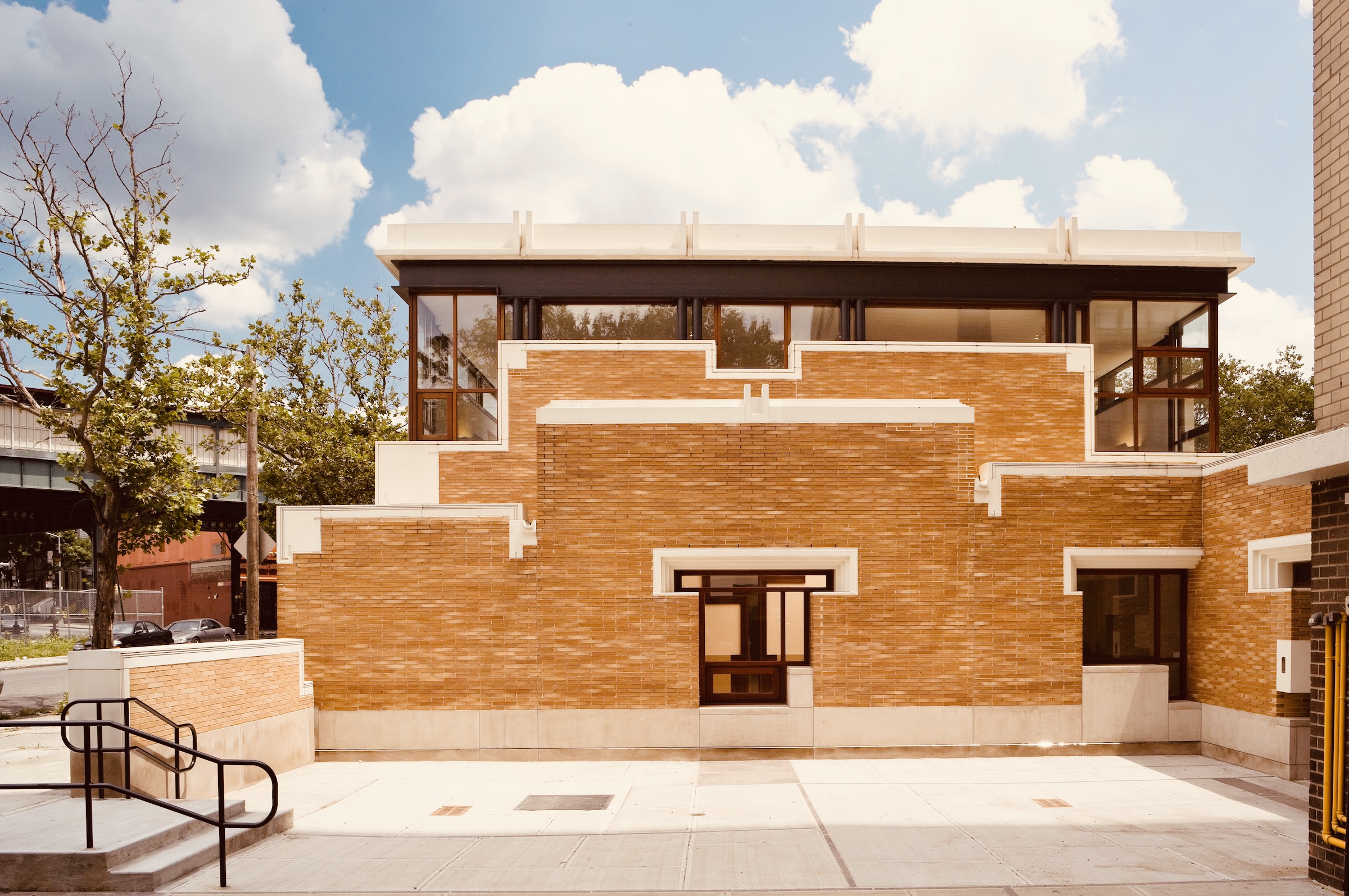 Winner small image - George Ranalli Architect