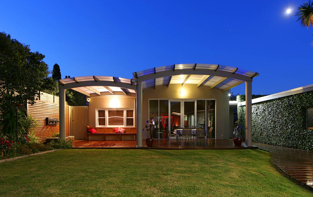 Winner small image - Mr Verandah