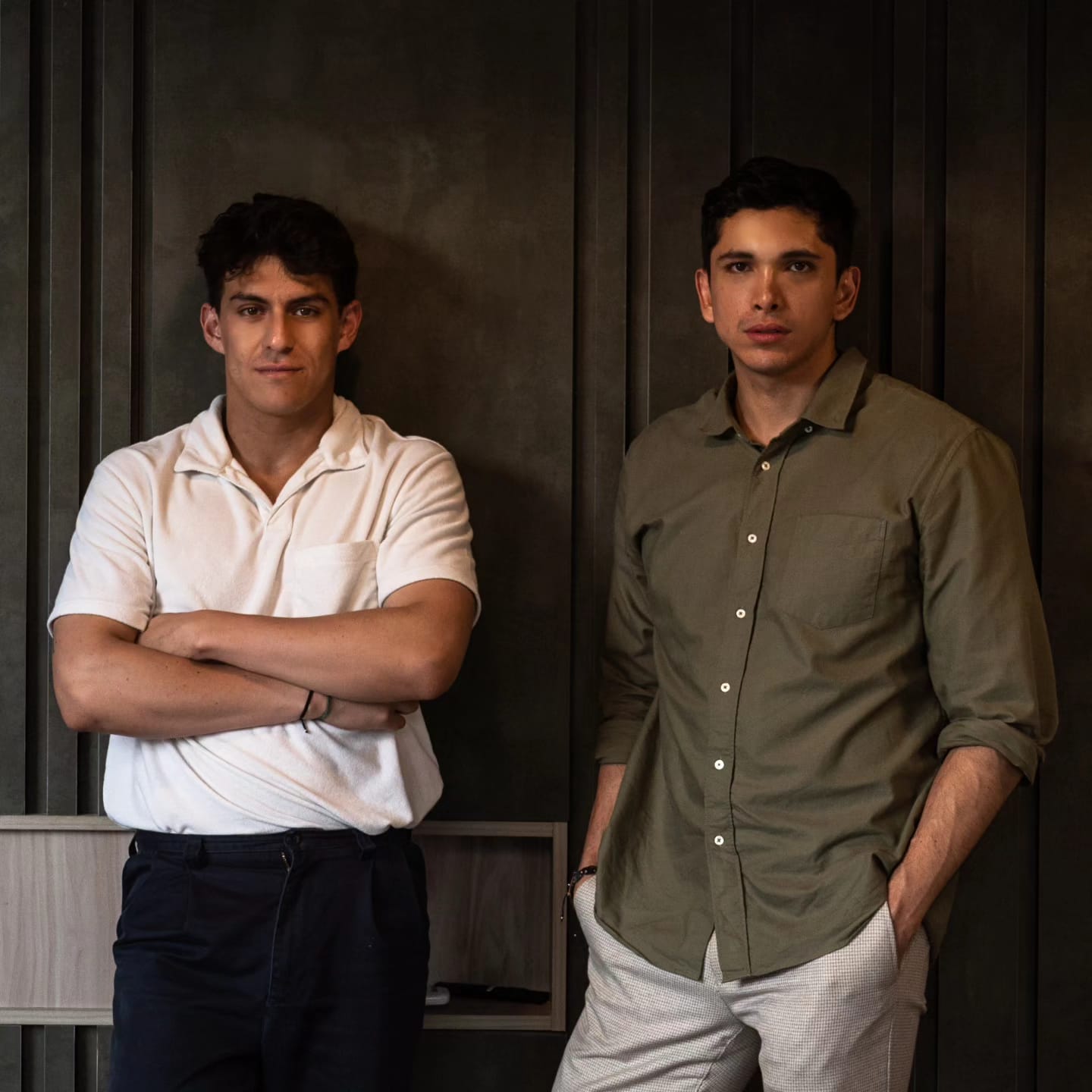 Winner small image - Columna Negra