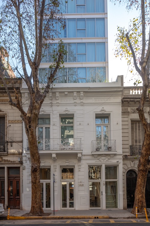 Winner small image - Hermanos Goldenberg