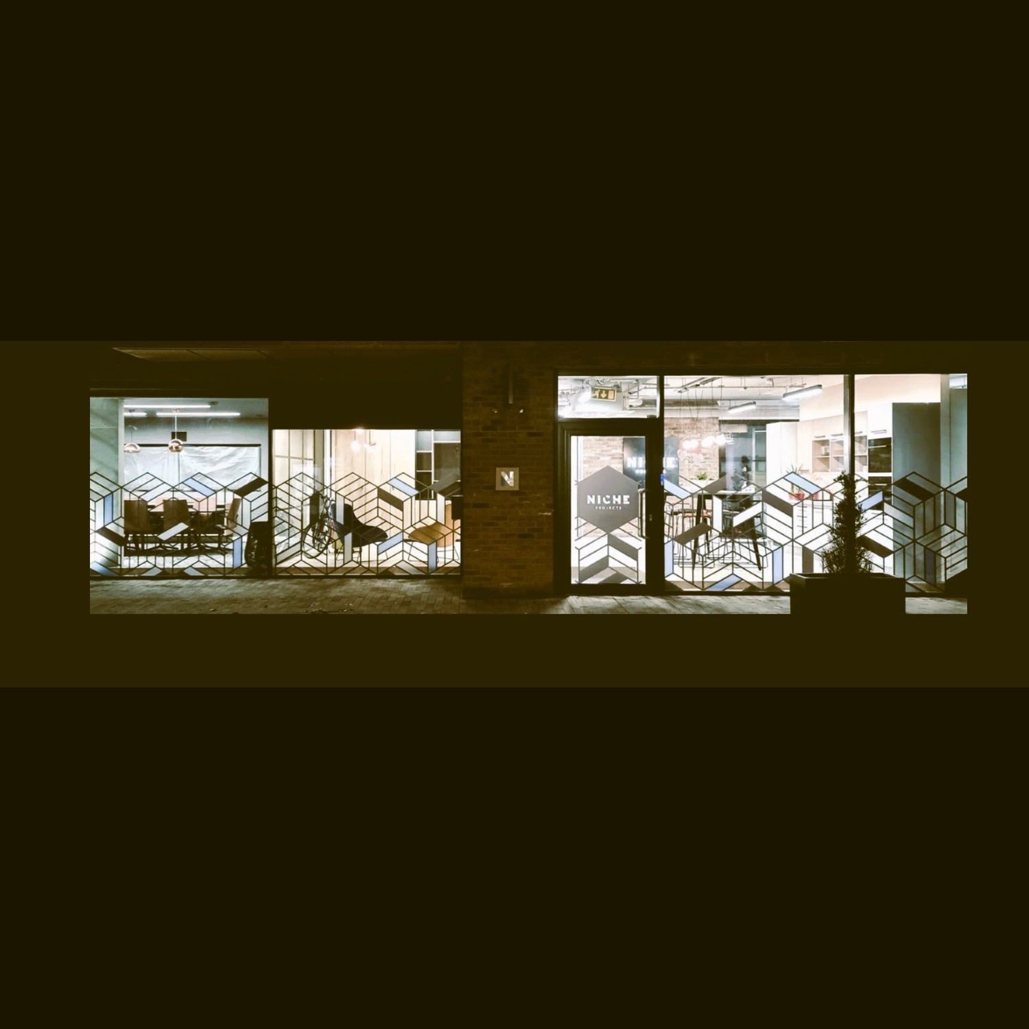 Winner small image - Niche Projects London Ltd